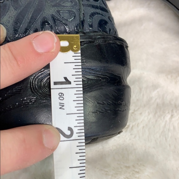 BOC Textured Shoes - Picture 5 of 8